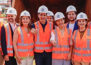 Raquel Lyra e Silvio Costa Filho entregam dragagem de Suape com investimento de R$ 217 milhões