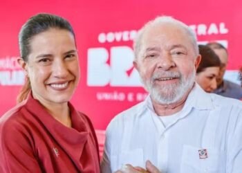 Aliados de Raquel Lyra descartam que governadora dará palanque a Flávio Bolsonaro