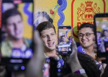 João Campos avalia encontro com Lula em Brasília: “Foi uma reunião extraordinária”