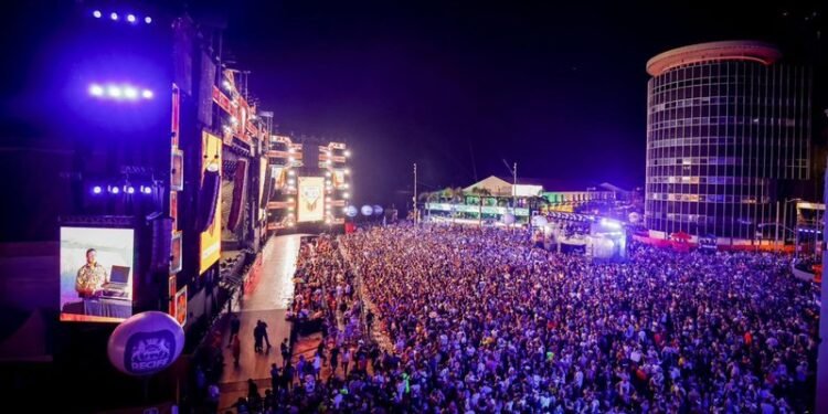 saiba as atrações deste sábado (14) e assista ao vivo festejos