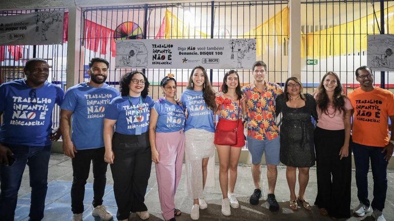 João Campos visita espaço de proteção para combate ao trabalho infantil no Carnaval