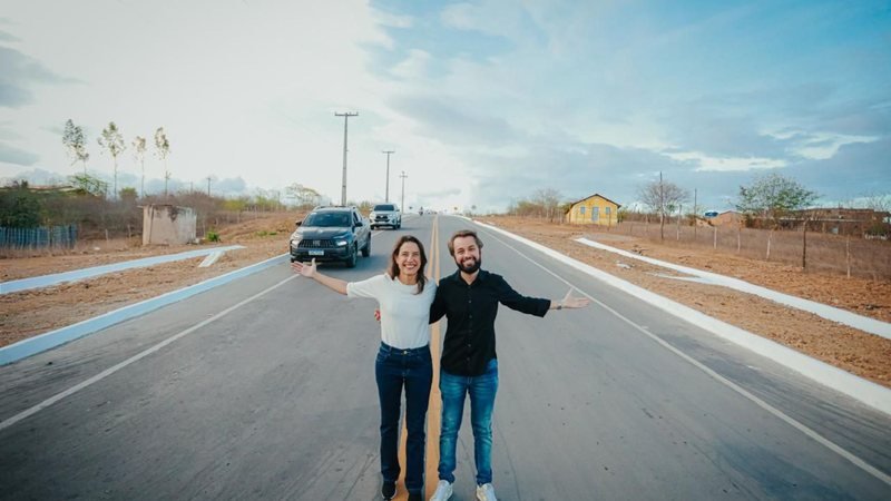 Governo entrega restauração da PE-121 e anuncia R$ 2 bilhões em requalificação de rodovias