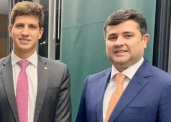 João Campos diz que mantém diálogo com Eduardo da Fonte após definição de chapa lulista