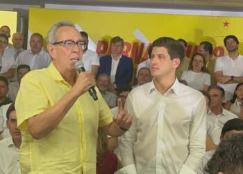 Essas 250 quem vai construir é João