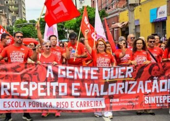 Sintepe convoca paralisação nas escolas estaduais e ato em frente à Alepe, nesta terça (10)