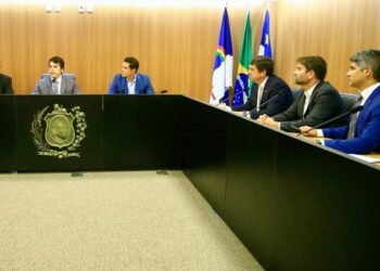 Comissão de Finanças da Alepe adia análise de proposta que permite remanejar até 20% da LOA 2026