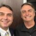 Flávio Bolsonaro diz que Jair Bolsonaro “não está 100%” e segue sem previsão de alta