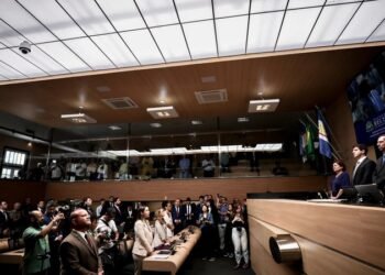 Plenário da Câmara do Recife mantém arquivamento de CPI sobre concurso