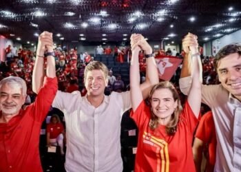 Marília é Humberto e Humberto é Marília