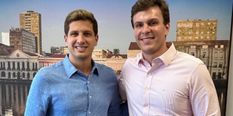 União Brasil deixa gestão João Campos e secretários entregam cargos após aliança com Raquel Lyra