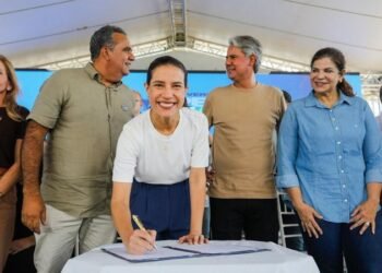 Raquel Lyra entrega requalificação da PE-540 e anuncia creche em Moreilândia