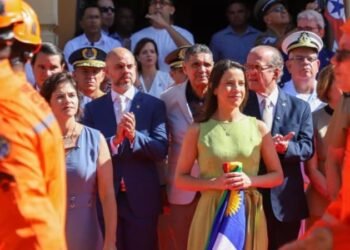 Raquel Lyra participa de cerimônia da Data Magna em homenagem à Revolução de 1817