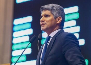 Renato Antunes assina filiação ao Novo e aposta em crescimento do partido em Pernambuco: “vamos surpreender muita gente”