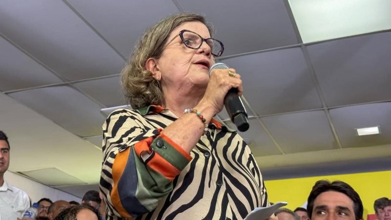 Teresa Leitão sinaliza apoio do PT a João Campos