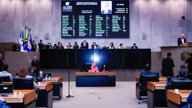 Sem quórum, Alepe volta a suspender votações orçamentárias e expõe crise entre Poderes