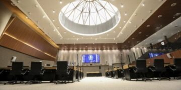 Partidos da base indicam nomes e mudam composição de comissões na Alepe