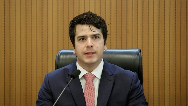 Antonio Coelho apresenta recursos contra decisões de Álvaro Porto na Alepe