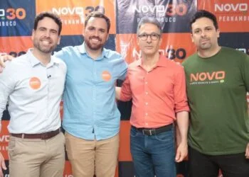 Eduardo Moura fala em ‘pular muro em Brasília’ e oficializa pré-candidatura à Câmara Federal pelo Novo