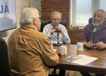 “Eduardo Campos drenaria o centro”, dizem autores de livro sobre ex-governador no PodJá