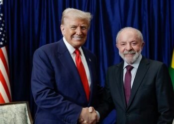 Lula presta solidariedade a Donald Trump após ataque a tiros em jantar