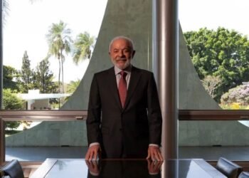 Governo Lula espera aprovação em três meses de projeto que acaba com escala 6×1