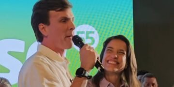 Miguel Coelho critica ‘salto alto’ de adversários projeta reeleição de Raquel Lyra no primeiro turno