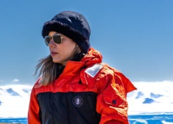 Documentarista do Recife é a única brasileira aprovada para competir no Emmy 2026 com websérie sobre a Antártica