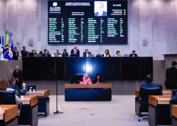 Pós-janela partidária, PSD e Podemos são maiores ganhadores; veja como fica a Alepe agora