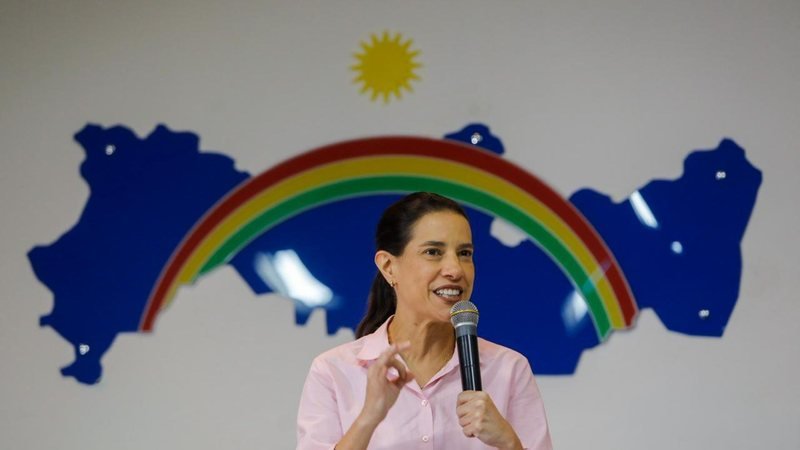 Raquel Lyra exonera secretários que podem ser candidatos nas eleições deste ano