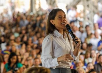 Raquel Lyra assina concessão de saneamento do Sertão por R$ 3,2 bilhões