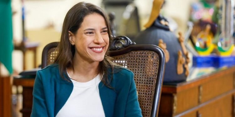 Raquel Lyra cobra aprovação de remanejamento em meio a impasse no orçamento: “Pernambuco tem pressa”