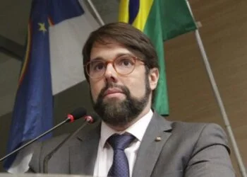 Vereador Paulo Muniz aciona Justiça para suspender patinetes no Recife e cobra regulamentação