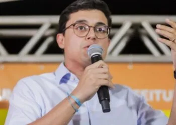 Victor Marques, do Partido Comunista do Brasil, assume Prefeitura do Recife hoje (6)