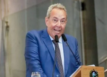 Álvaro Porto propõe crédito emergencial e auxílio a vítimas das chuvas em Pernambuco
