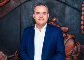 Danilo Cabral vai assumir cargo do governo Lula e ficará fora da disputa eleitoral