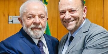 Presidente do PT reafirma aliança com João Campos, mas admite possibilidade de mais de um palanque de Lula em Pernambuco