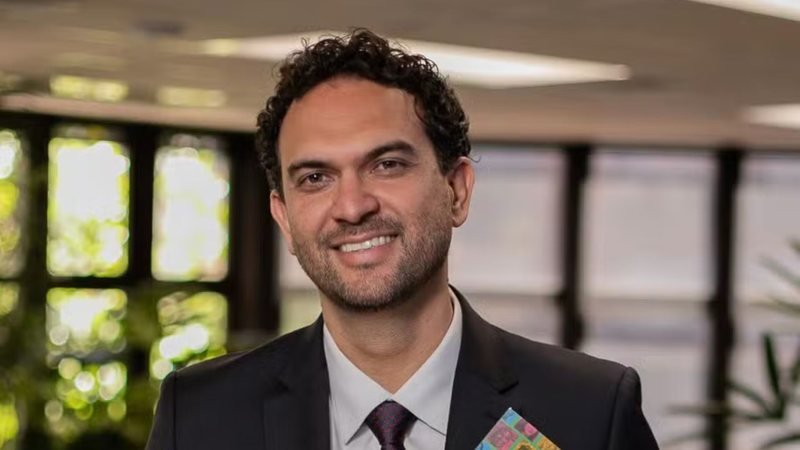 CEO da Quaest, Felipe Nunes lança livro ‘Brasil no Espelho’ no Recife