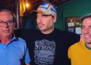 Carlos Bolsonaro declara apoio a Gilson Machado Neto e Filho; vereador diz que “bolsonarismo transcende partido”