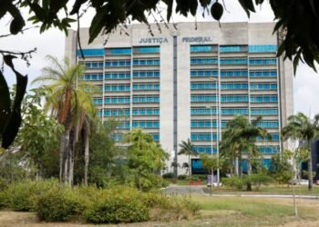 Justiça Federal em Pernambuco abre processo seletivo de estagiários com bolsas de R$ 1.280
