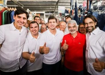 João Campos promete centro de convenções em Santa Cruz do Capibaribe, em giro pelo Agreste