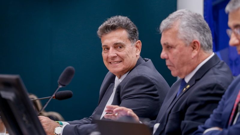 Coronel Meira diz apoiar fim da escala 6×1, mas cobra transição ‘responsável’