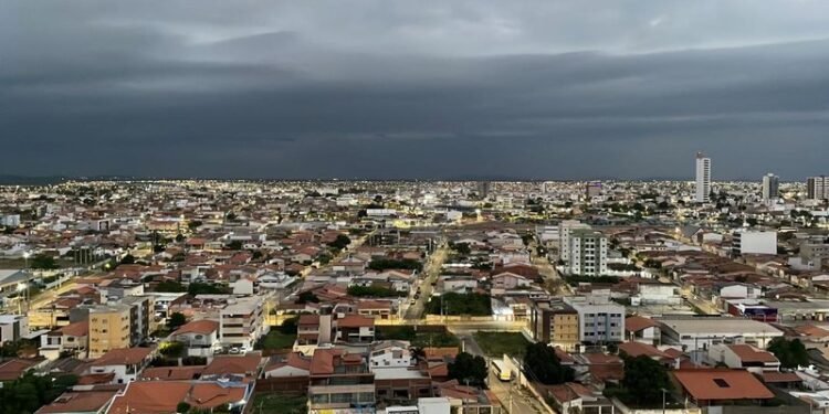 Neoenergia monta operação especial para o fim de semana e reforça equipes no Recife