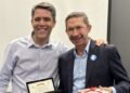 Carnaubeira da Penha recebe homenagem da Amupe por atingir 100% de alfabetização na idade certa
