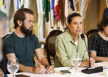 Raquel Lyra promete ação com Congresso Nacional para reverter crise do Polo de Confecções