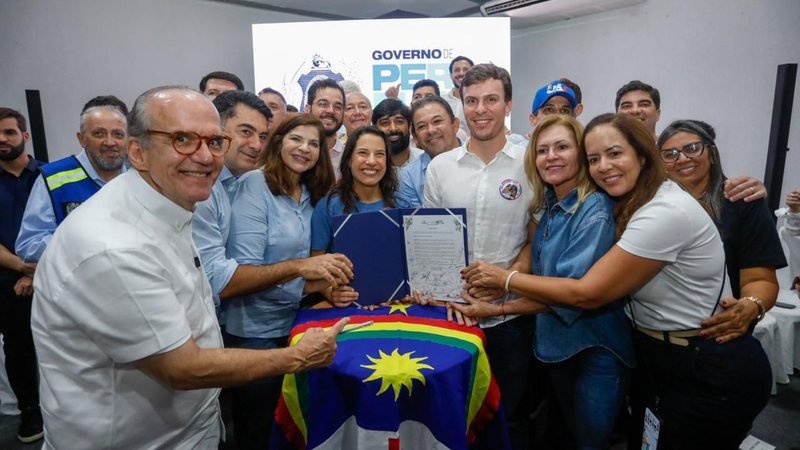 Raquel Lyra autoriza Adutora de Negreiros e promete ampliar abastecimento para 11 cidades do Araripe