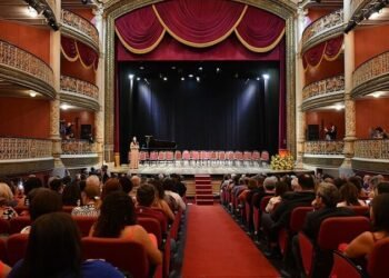 Teatro de Santa Isabel vai passar por reformas em breve; primeira etapa já está definida
