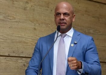 Vereador Anderson Correia propõe multa de até R$ 50 mil para casos de zoofilia em Caruaru