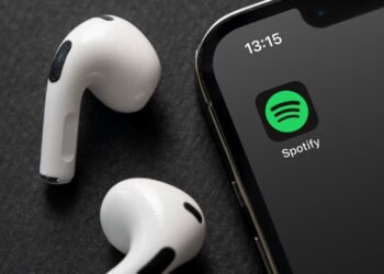 Spotify é obrigado a remover músicas sobre massacres