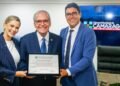 Após receber título de cidadão de Camaragibe, Fernando Dueire recebe apoio de mais um prefeito