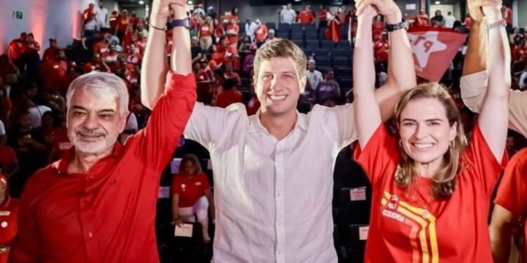 Com agenda em Paulista, João Campos, Marília Arraes e Humberto Costa recebem honrarias